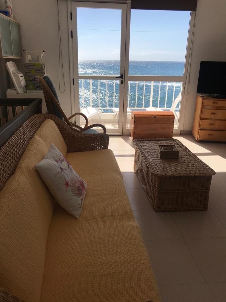 Vv Yelymar. Playa De Alojera Apartment Exterior foto